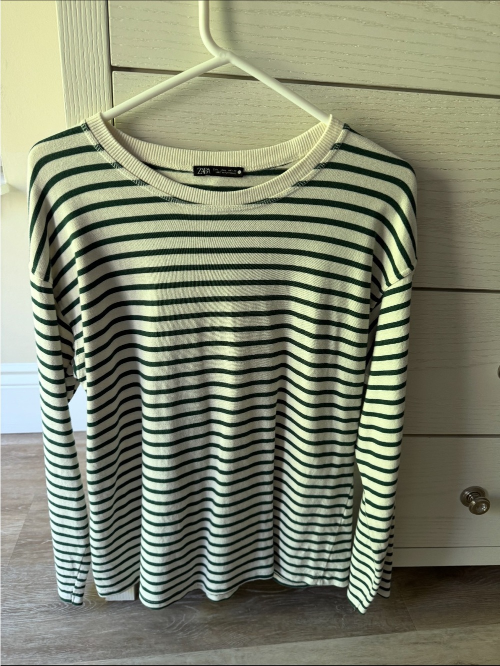Zara hunter green striped long sleeve shirt